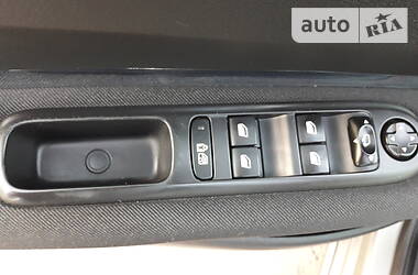Позашляховик / Кросовер Peugeot 3008 2011 в Первомайську
