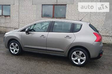 Внедорожник / Кроссовер Peugeot 3008 2010 в Бучаче