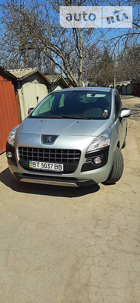 Позашляховик / Кросовер Peugeot 3008 2013 в Херсоні