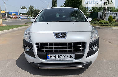 Универсал Peugeot 3008 2012 в Киеве