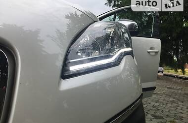 Внедорожник / Кроссовер Peugeot 3008 2016 в Дубно