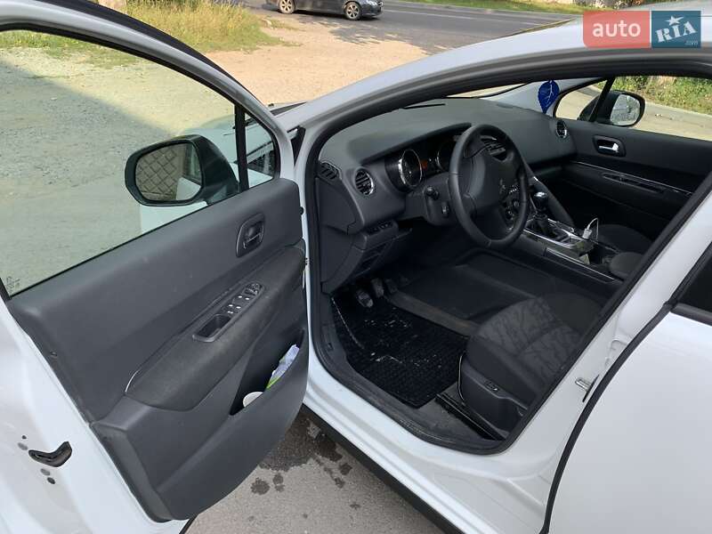 Позашляховик / Кросовер Peugeot 3008 2010 в Кам'янець-Подільському