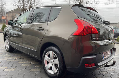 Внедорожник / Кроссовер Peugeot 3008 2011 в Черновцах