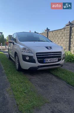 Внедорожник / Кроссовер Peugeot 3008 2012 в Ровно