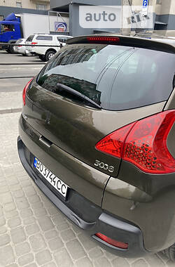 Универсал Peugeot 3008 2011 в Тернополе