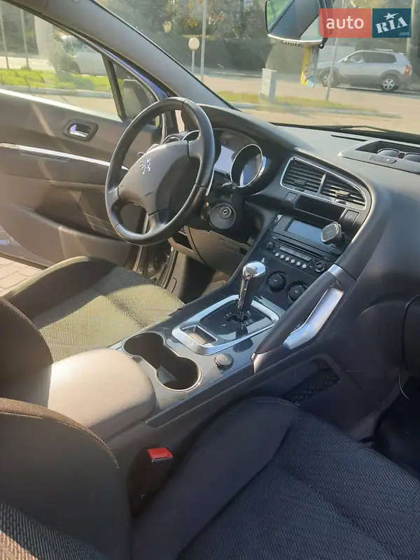 Peugeot 3008 2011 VIN VF30U9HR8BS295729 фото оголошення 17 з 61