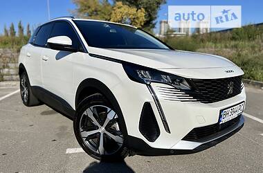 Универсал Peugeot 3008 2021 в 