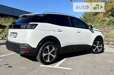 Универсал Peugeot 3008 2021 в 
