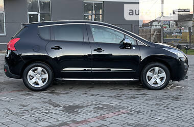 Внедорожник / Кроссовер Peugeot 3008 2013 в 