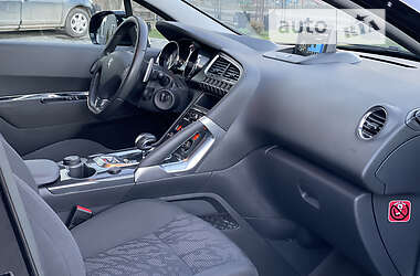 Внедорожник / Кроссовер Peugeot 3008 2013 в 