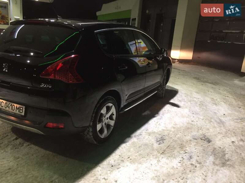 Позашляховик / Кросовер Peugeot 3008 2010 в Львові