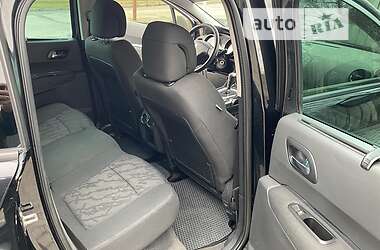 Внедорожник / Кроссовер Peugeot 3008 2012 в 