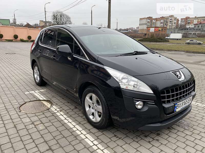 Внедорожник / Кроссовер Peugeot 3008 2012 в 