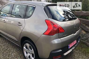 Мінівен Peugeot 3008 2012 в 