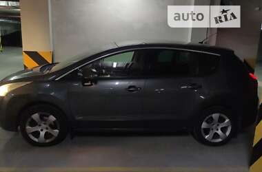 Peugeot 3008 2012