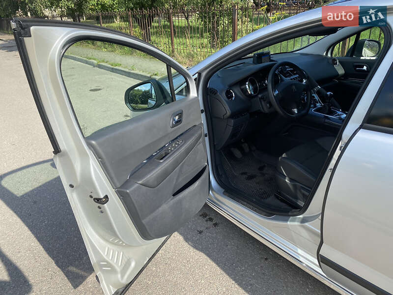 Позашляховик / Кросовер Peugeot 3008 2016 в Бродах фото 10 Позашляховик / Кросовер Peugeot 3008 2016 в Бродах