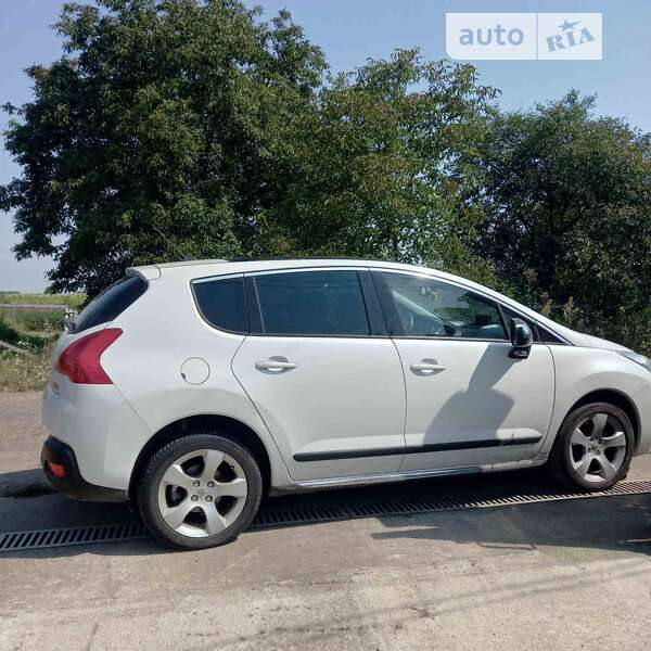 Позашляховик / Кросовер Peugeot 3008 2010 в Снятині