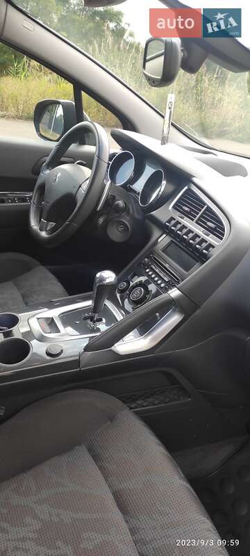 Позашляховик / Кросовер Peugeot 3008 2009 в Первомайську