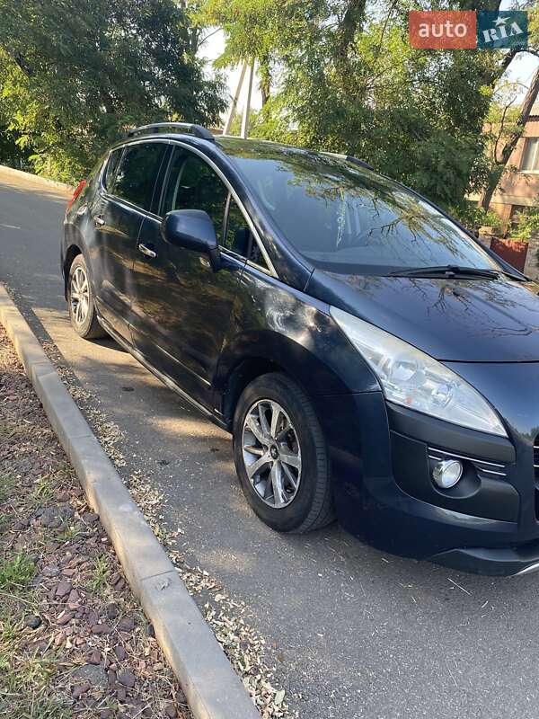 Внедорожник / Кроссовер Peugeot 3008 2012 в Кривом Роге