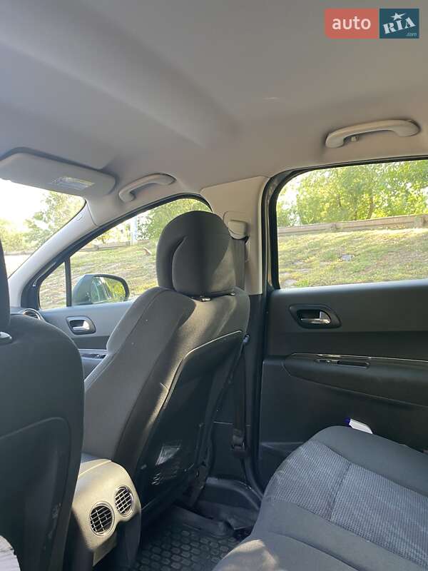 Внедорожник / Кроссовер Peugeot 3008 2012 в Кривом Роге