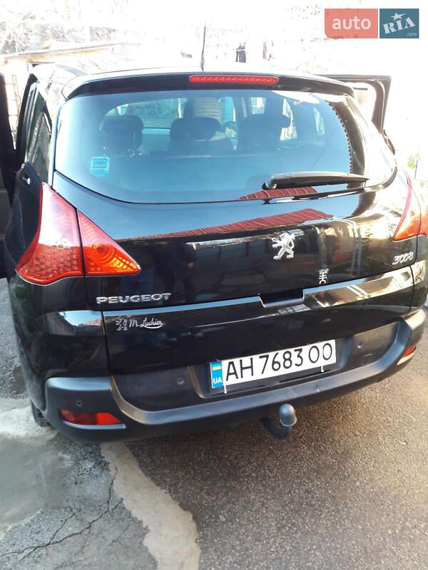 Позашляховик / Кросовер Peugeot 3008 2011 в Слов'янську