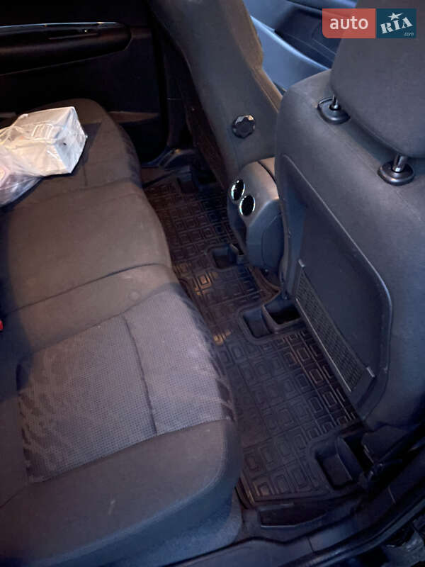 Позашляховик / Кросовер Peugeot 3008 2011 в Дубні