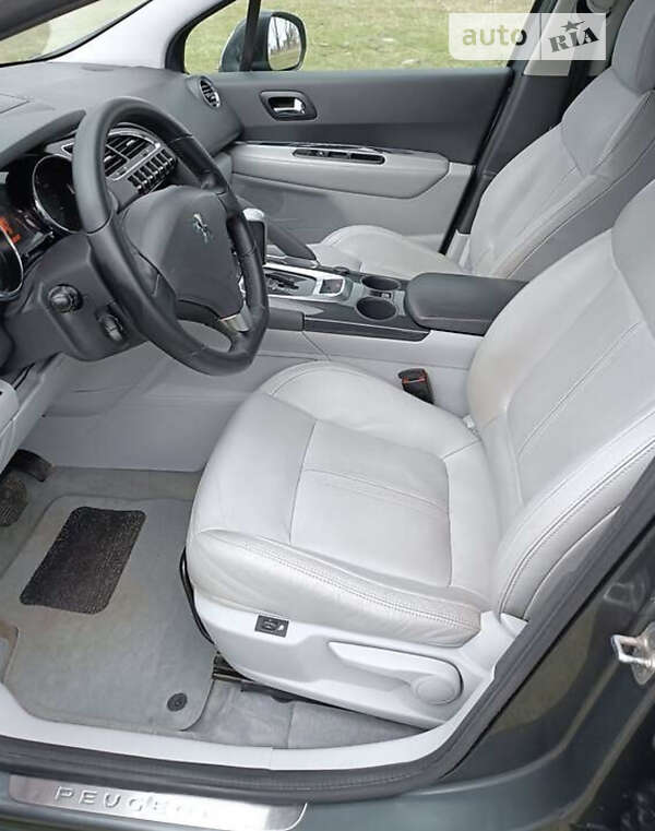 Внедорожник / Кроссовер Peugeot 3008 2010 в Мукачево