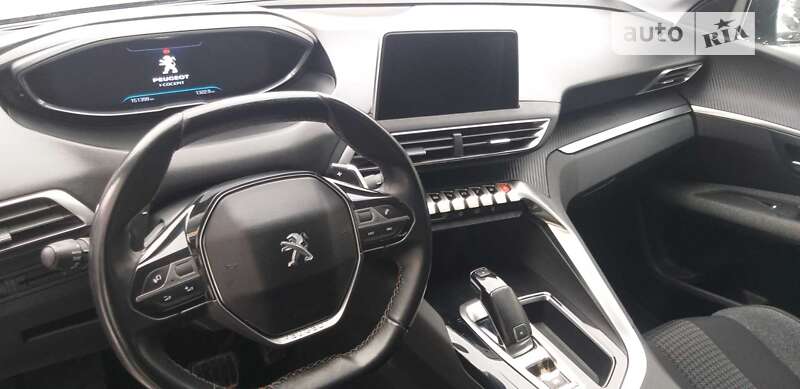 Внедорожник / Кроссовер Peugeot 3008 2017 в Хмельницком