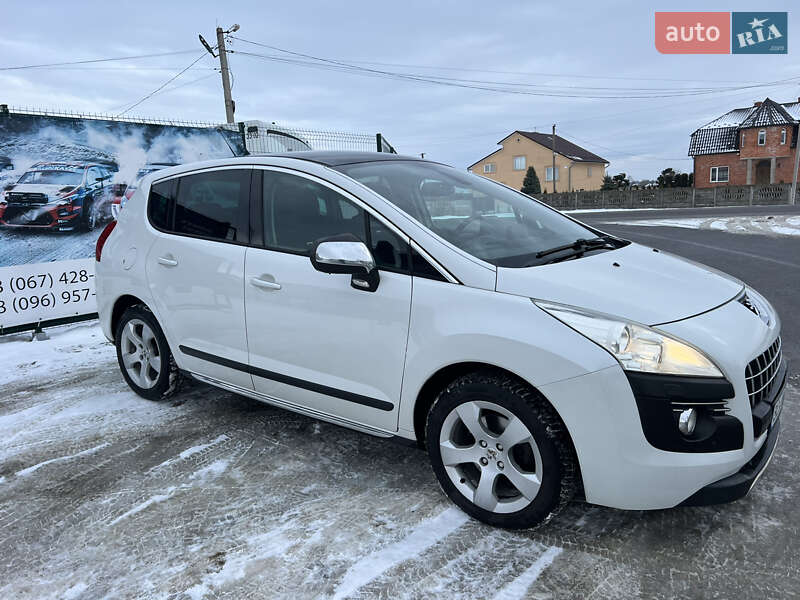 Позашляховик / Кросовер Peugeot 3008 2010 в Миколаєві