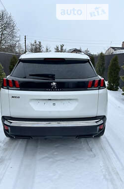 Позашляховик / Кросовер Peugeot 3008 2017 в Коростені