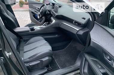 Позашляховик / Кросовер Peugeot 3008 2017 в Вінниці