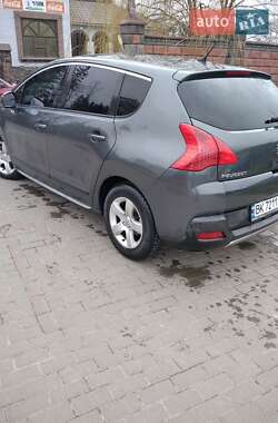 Peugeot 3008 2011