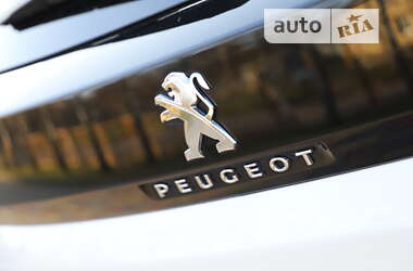 Внедорожник / Кроссовер Peugeot 3008 2019 в Трускавце