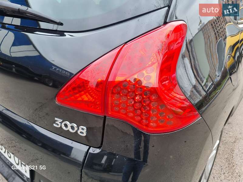 Позашляховик / Кросовер Peugeot 3008 2013 в Рівному