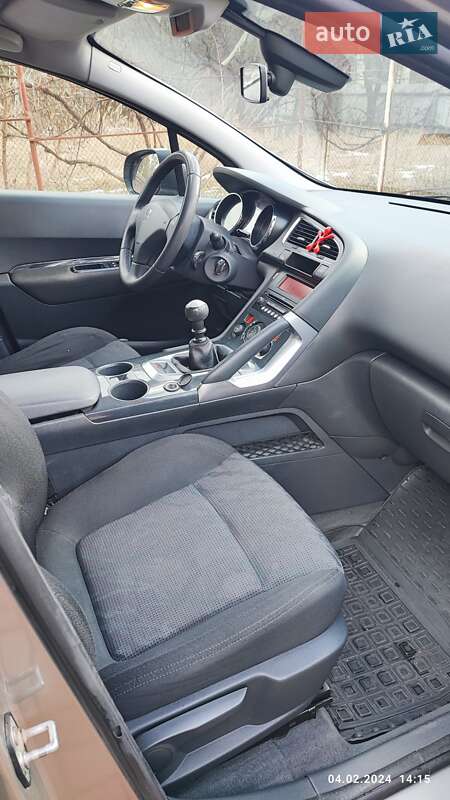 Позашляховик / Кросовер Peugeot 3008 2009 в Києві