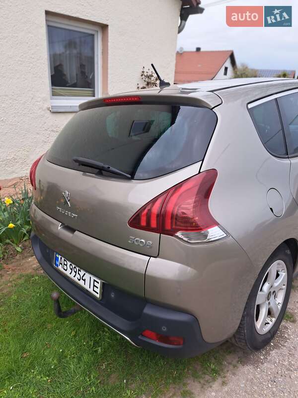 Внедорожник / Кроссовер Peugeot 3008 2014 в Иршаве