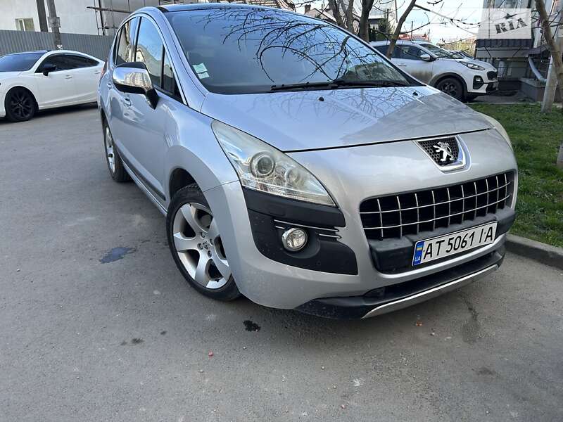 Позашляховик / Кросовер Peugeot 3008 2010 в Івано-Франківську