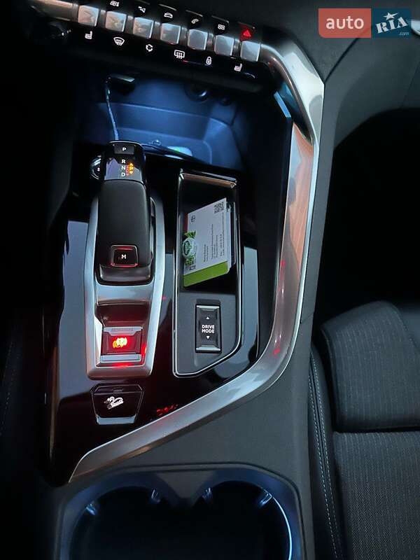 Позашляховик / Кросовер Peugeot 3008 2021 в Києві