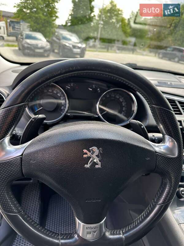 Внедорожник / Кроссовер Peugeot 3008 2014 в Ровно