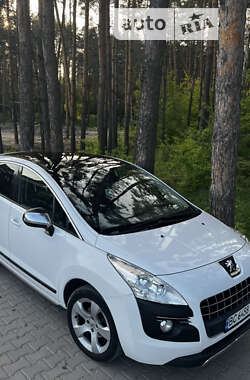 Позашляховик / Кросовер Peugeot 3008 2012 в Львові