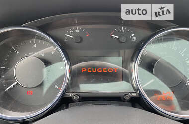Позашляховик / Кросовер Peugeot 3008 2011 в Рівному