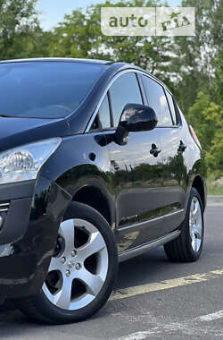 Внедорожник / Кроссовер Peugeot 3008 2010 в Ровно