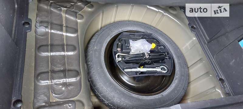 Внедорожник / Кроссовер Peugeot 3008 2014 в Ирпене