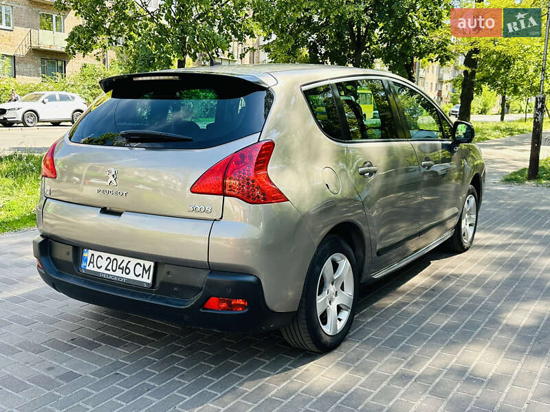 Внедорожник / Кроссовер Peugeot 3008 2012 в Киеве