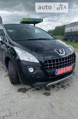 Внедорожник / Кроссовер Peugeot 3008 2011 в Луцке