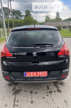 Внедорожник / Кроссовер Peugeot 3008 2011 в Луцке