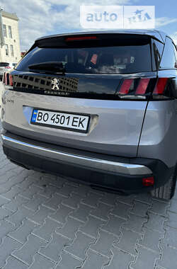 Позашляховик / Кросовер Peugeot 3008 2018 в  фото 3 Позашляховик / Кросовер Peugeot 3008 2018 в