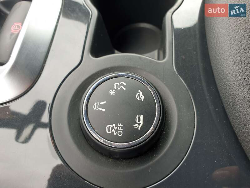 Внедорожник / Кроссовер Peugeot 3008 2014 в Луцке
