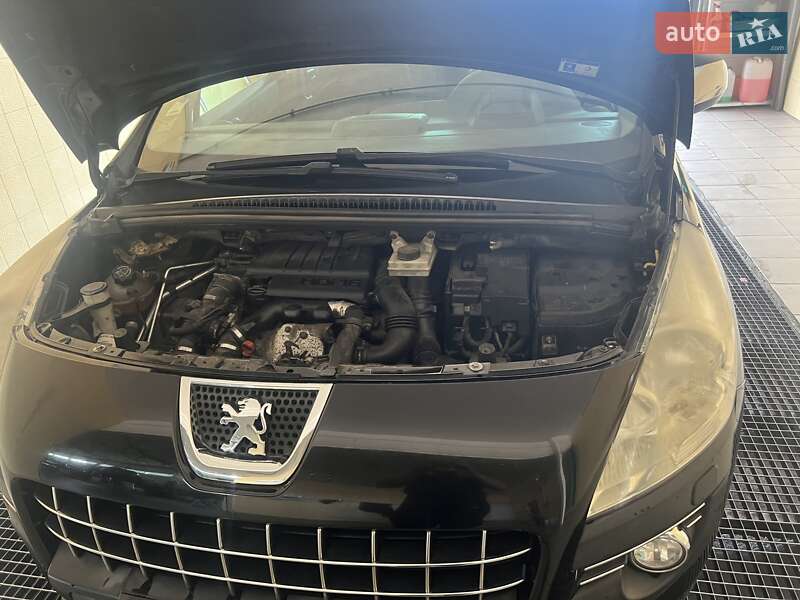 Внедорожник / Кроссовер Peugeot 3008 2010 в Ровно