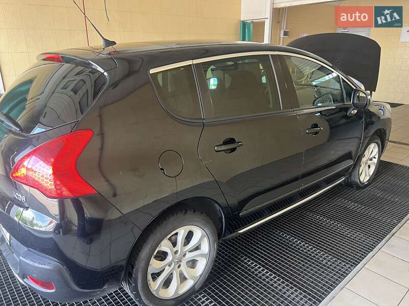 Внедорожник / Кроссовер Peugeot 3008 2010 в Ровно